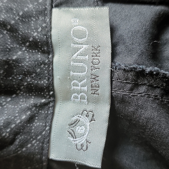 Bruno New York Men's Black Pin Stripped Shorts Size 34 - Picture 5 of 6